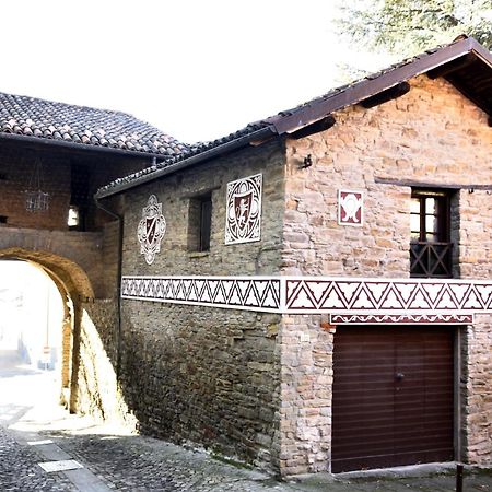 Отель Il Borgo Del Castello Cremolino Экстерьер фото