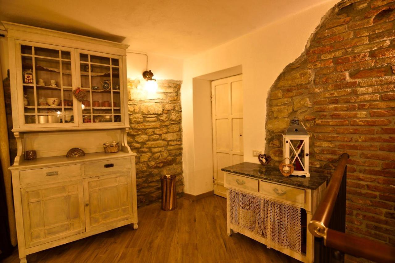 Отель Il Borgo Del Castello Cremolino Экстерьер фото