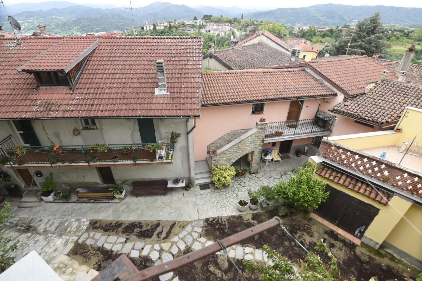 Отель Il Borgo Del Castello Cremolino Экстерьер фото